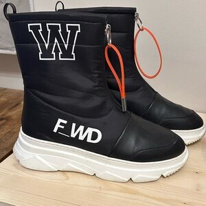 F_WD Women's Black and Orange Winter Boots